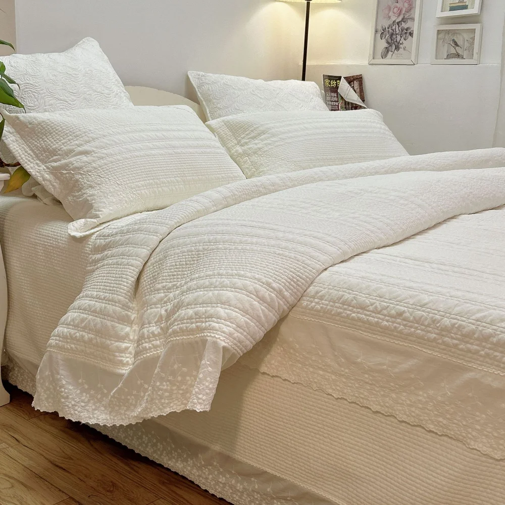 Set Sprei Quilted Mewah Ultra  - Embroidery Bali ulasan dan harga